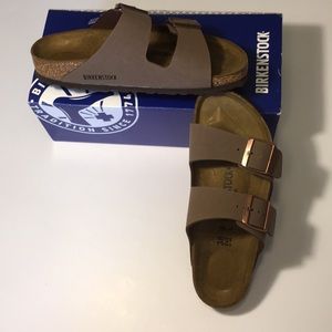 WMNS Birkenstock Arizona Birko Flor Sandals